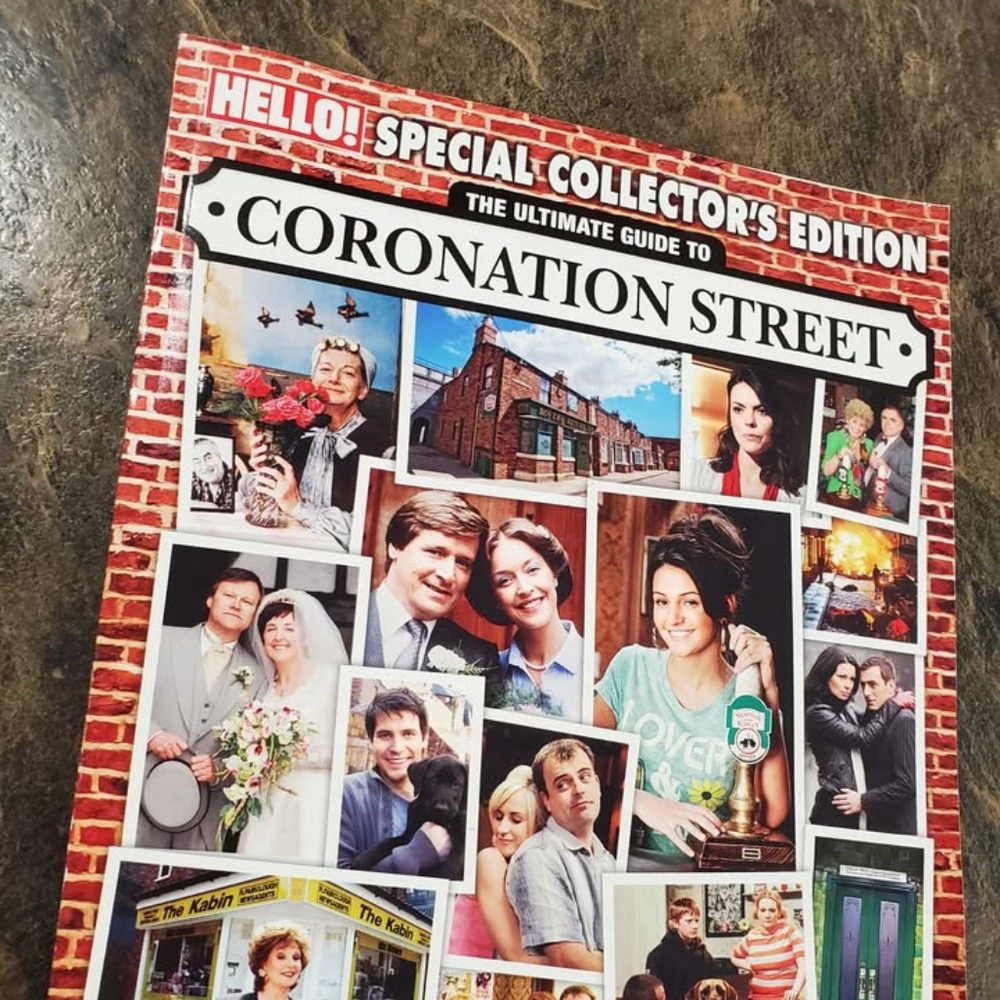 Coronation Street Glossy Special Edition Softcover Magazine Book